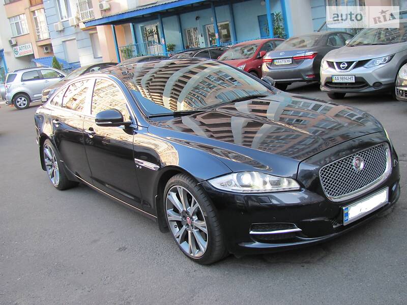 Седан Jaguar XJ 2011 в Киеве