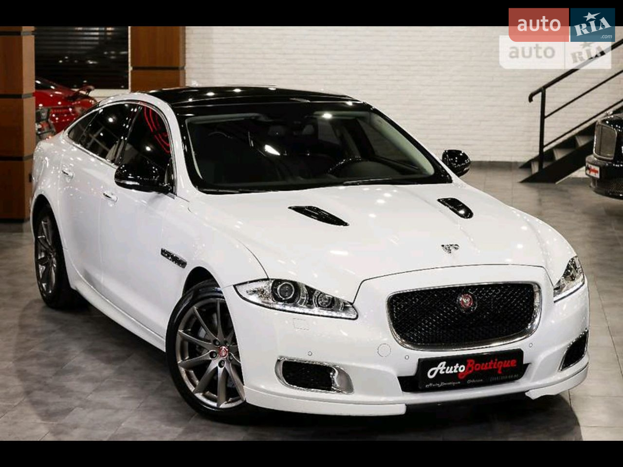 2013 Jaguar XJ - мініатюра 31