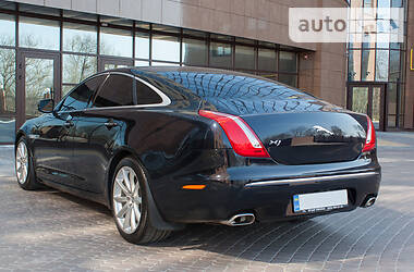 Седан Jaguar XJ 2011 в Харькове