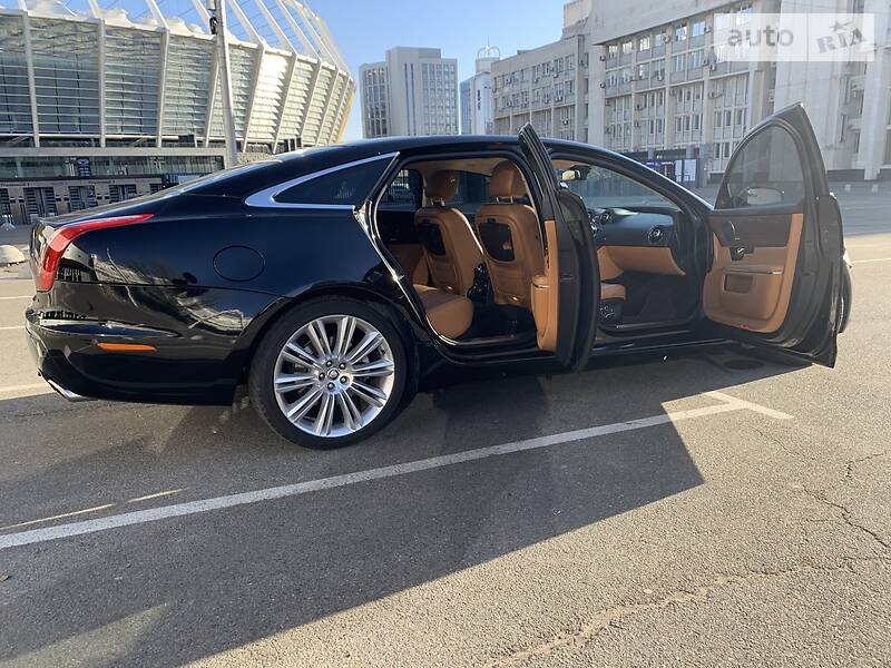 Jaguar XJ 2010