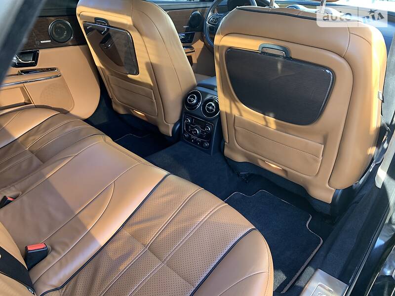 Седан Jaguar XJ 2010 в Києві