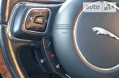 Седан Jaguar XJ 2013 в Тернополе