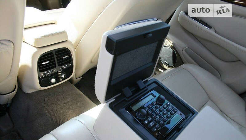 Седан Jaguar XJ 2003 в Києві