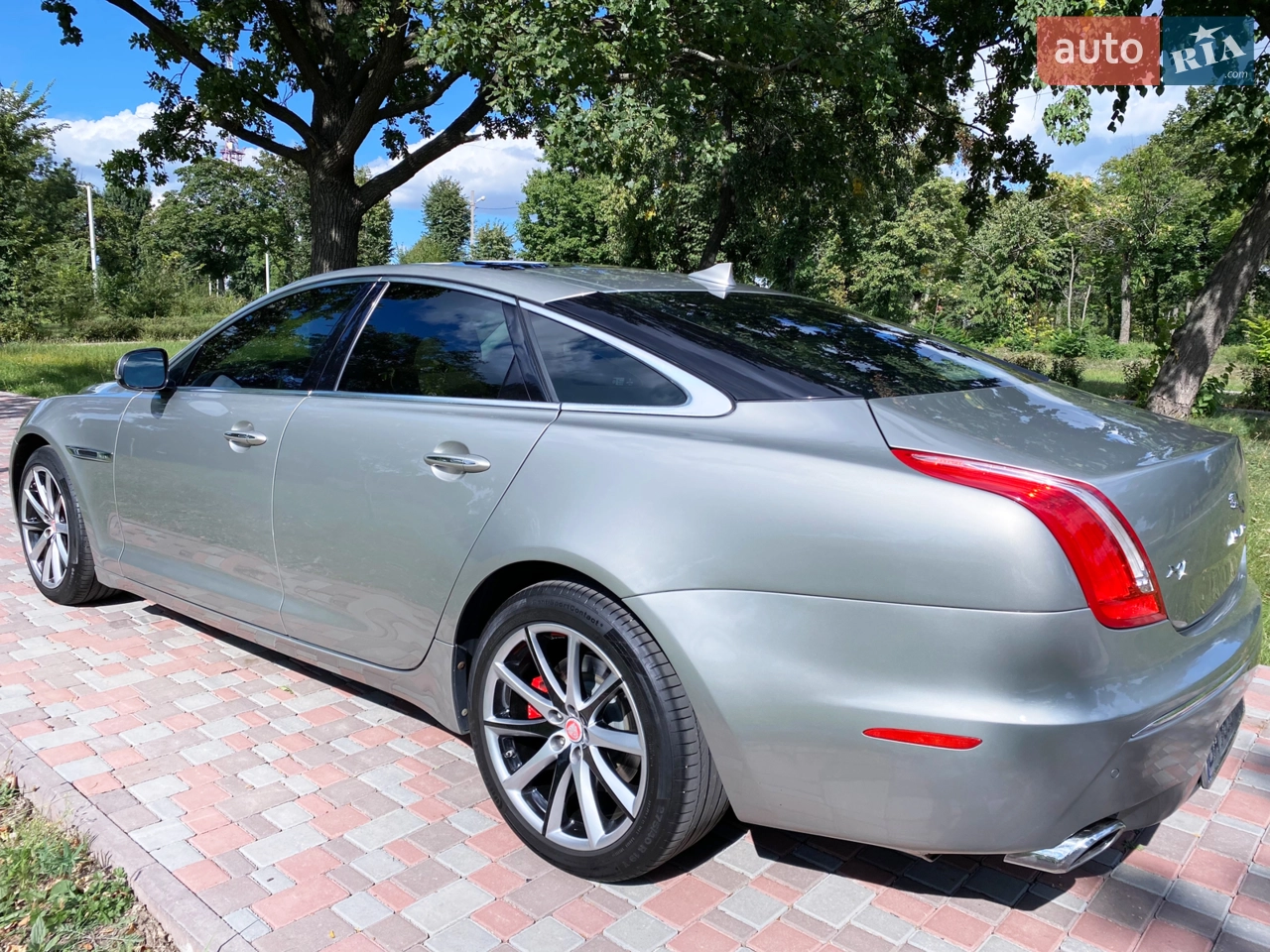 2013 Jaguar XJ - мініатюра 4