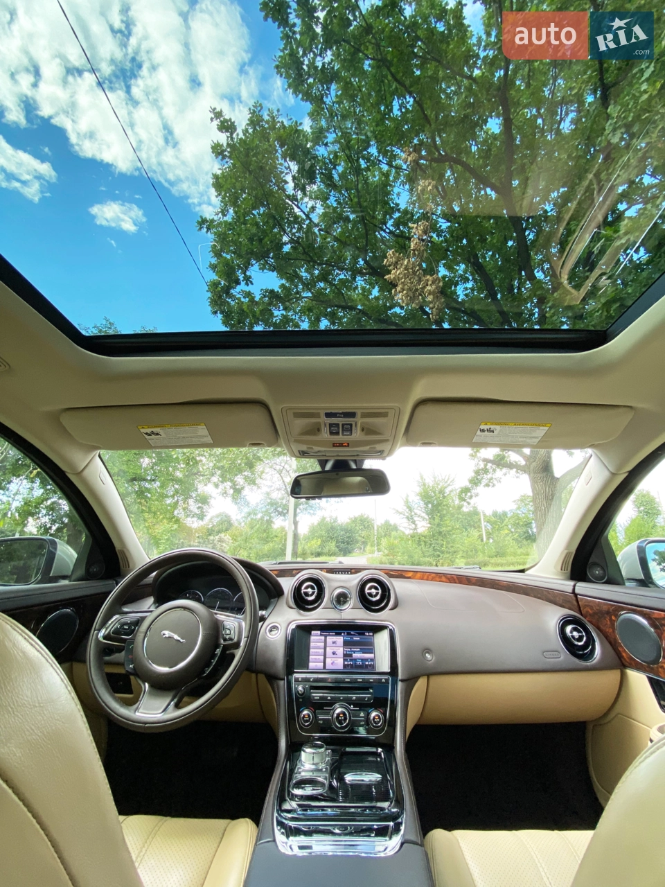 2013 Jaguar XJ - мініатюра 15