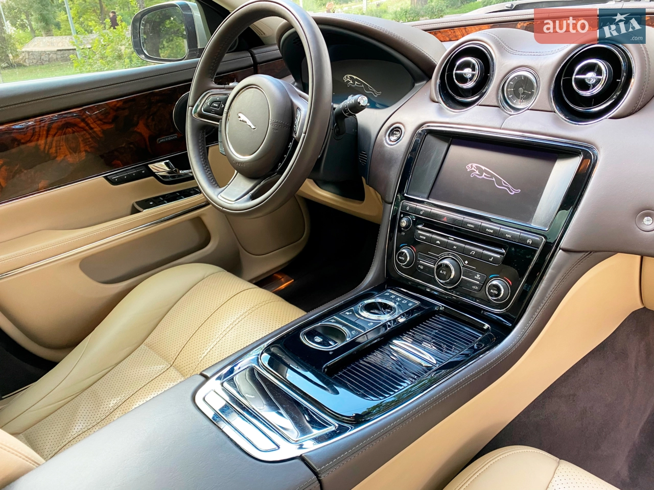 2013 Jaguar XJ - мініатюра 6