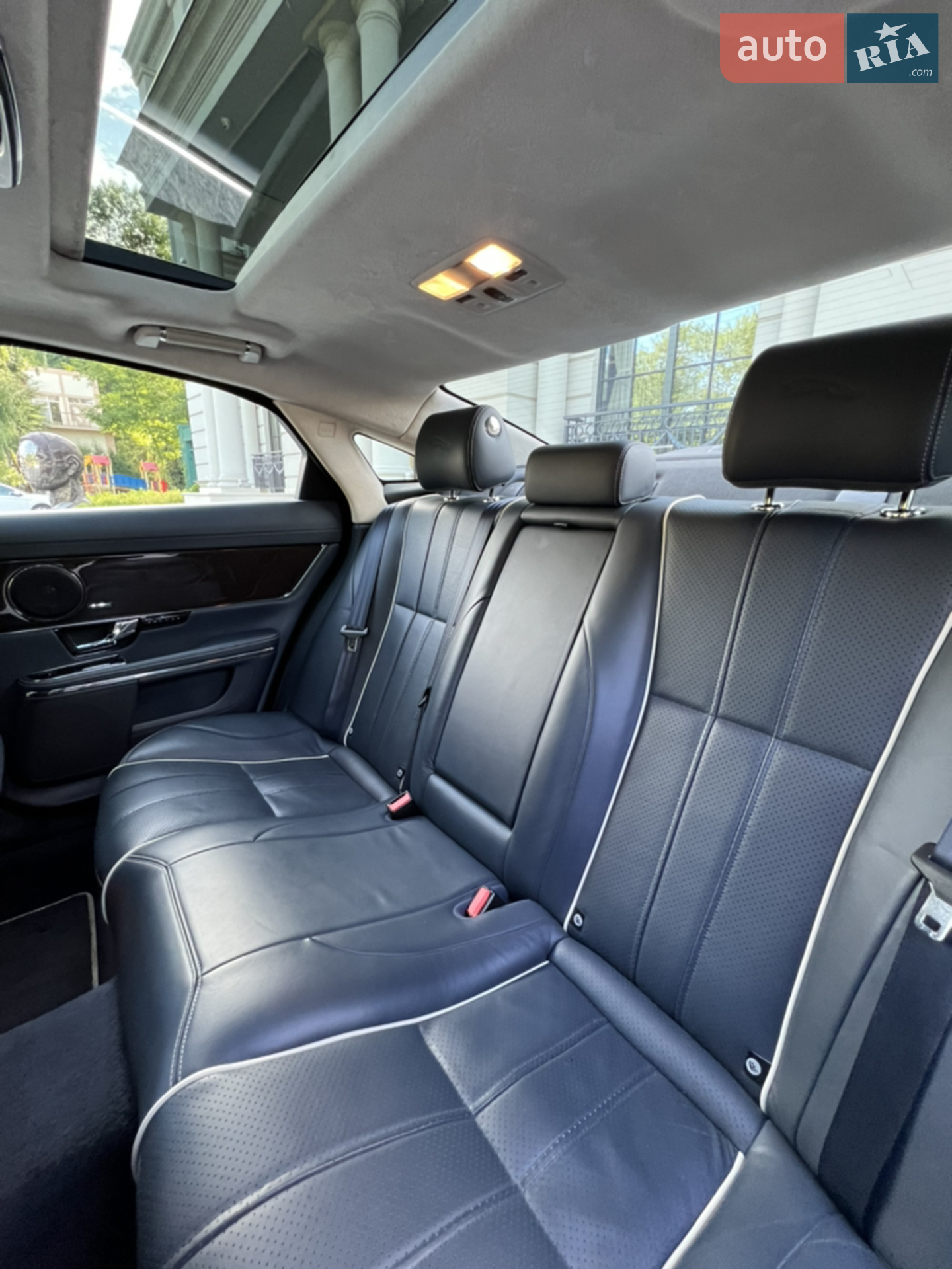 2013 Jaguar XJ - мініатюра 28