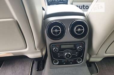 Седан Jaguar XJ 2013 в 