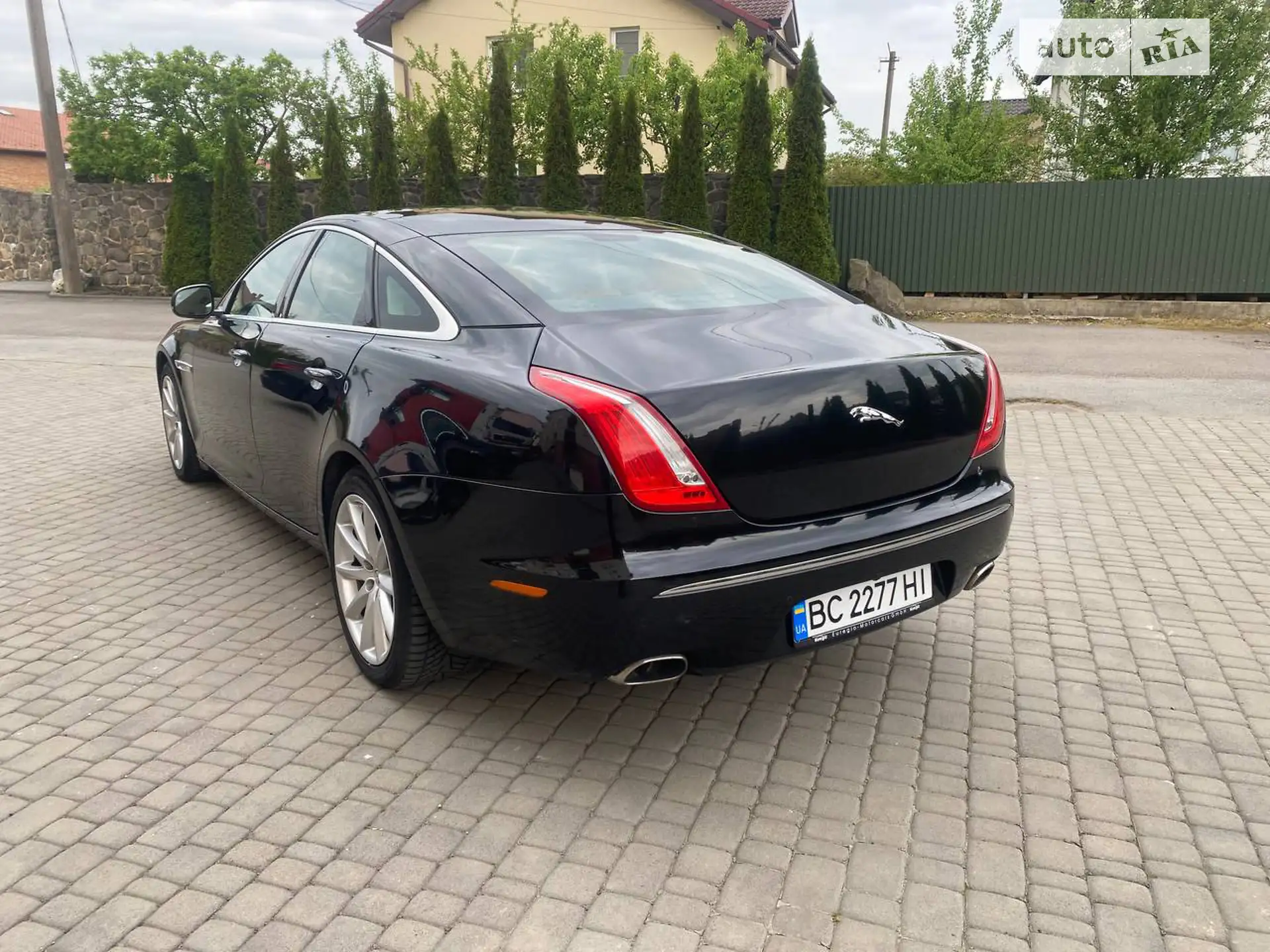 2011 Jaguar XJ - мініатюра 8