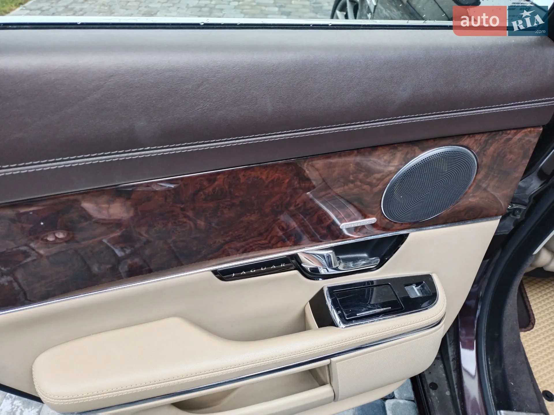 2011 Jaguar XJ - мініатюра 23