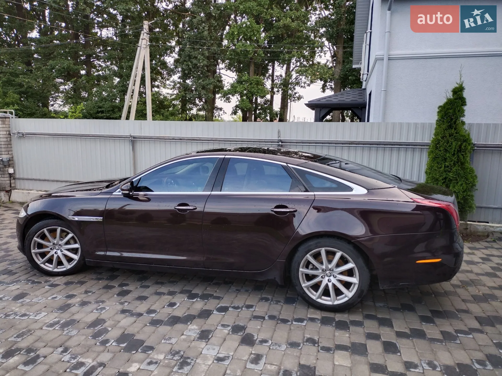 2011 Jaguar XJ - мініатюра 51