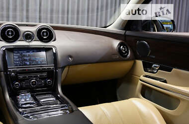 Седан Jaguar XJ 2013 в Киеве