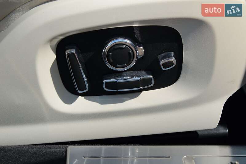 Седан Jaguar XJ 2017 в Киеве