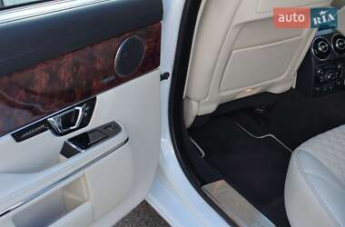 Седан Jaguar XJ 2017 в Киеве