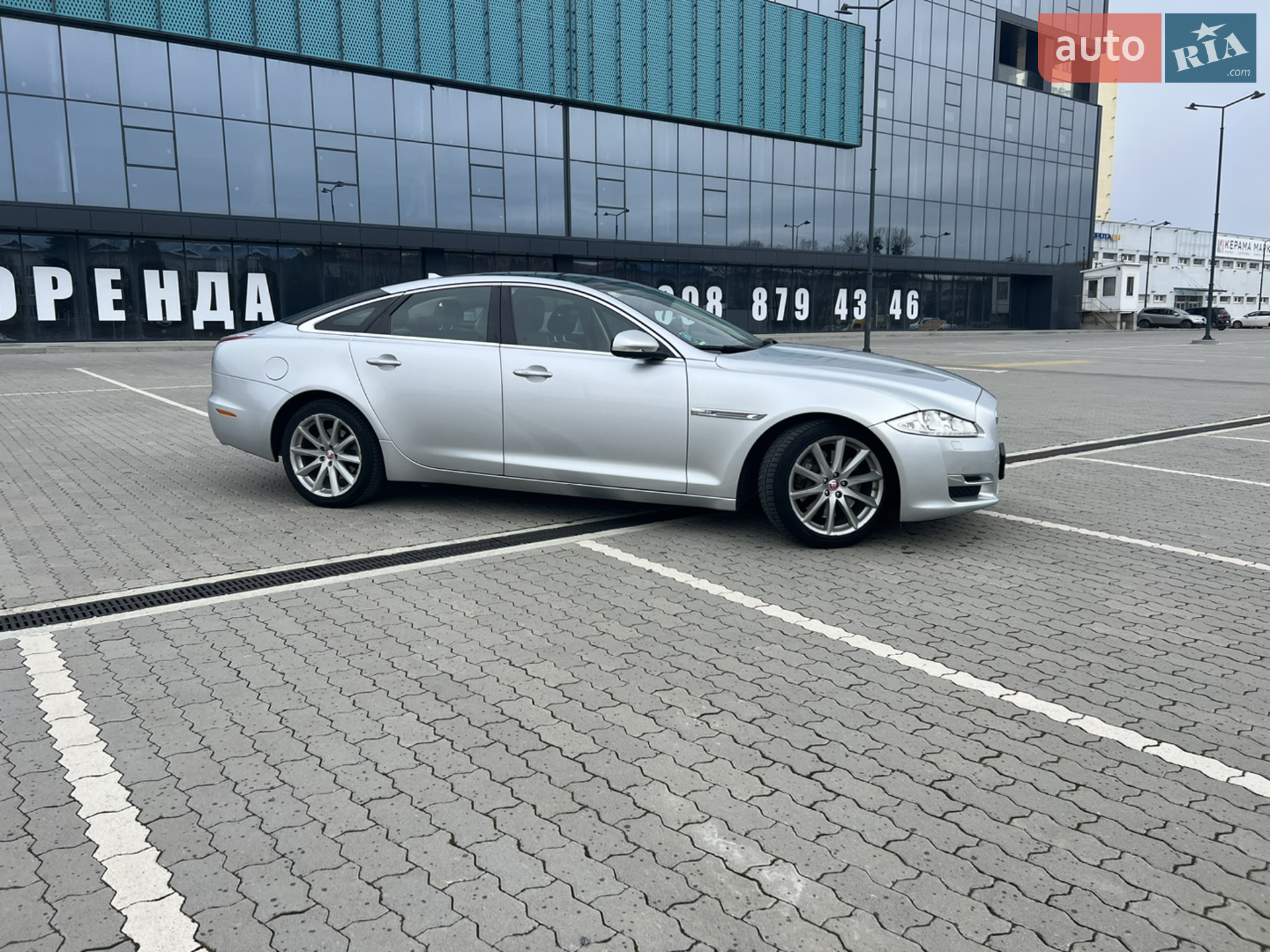 2015 Jaguar XJ - мініатюра 5