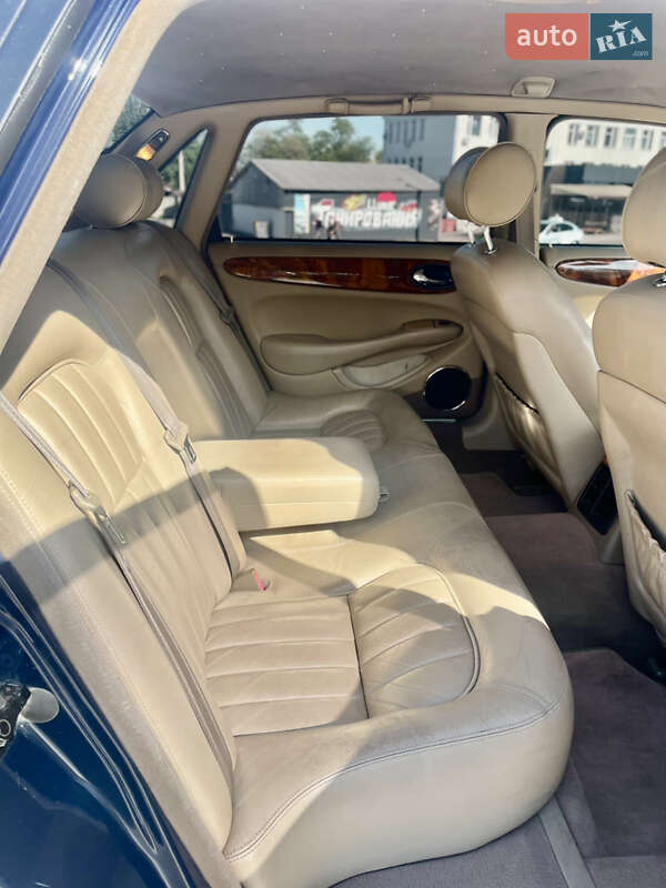 Седан Jaguar XJ 1999 в Кам'янському