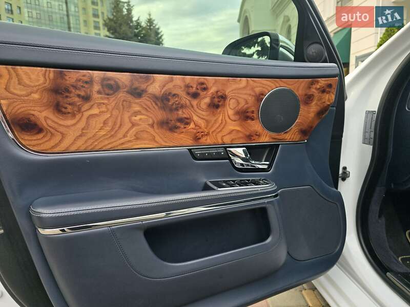 Седан Jaguar XJ 2011 в Одессе