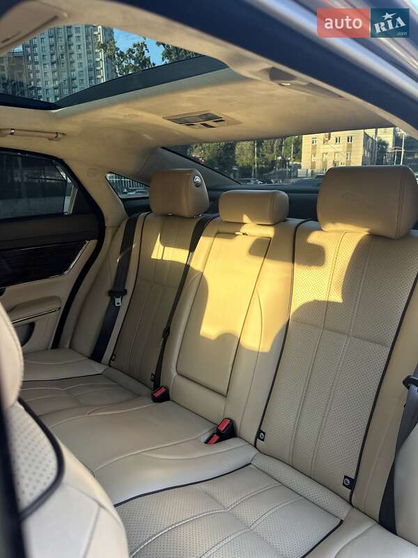 Седан Jaguar XJ 2013 в Киеве фото 18 Седан Jaguar XJ 2013 в Киеве