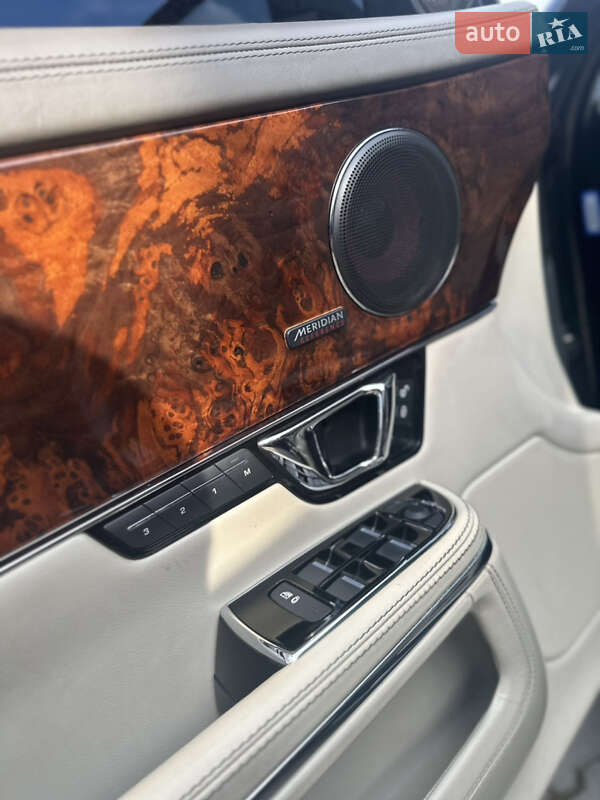 Седан Jaguar XJ 2014 в Ивано-Франковске