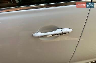 Седан Jaguar XJ 2013 в Киеве