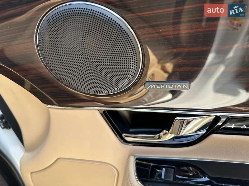 Седан Jaguar XJ 2013 в Киеве