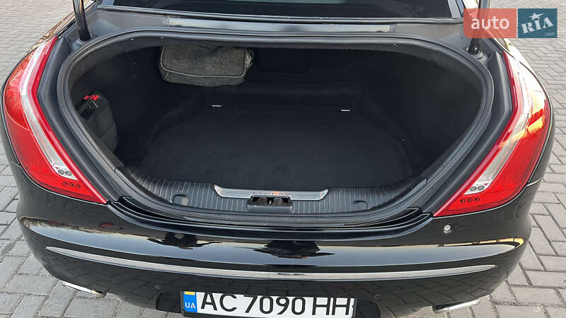 Седан Jaguar XJ 2013 в Луцьку