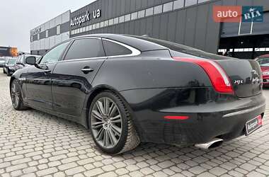 Седан Jaguar XJ 2012 в Львове