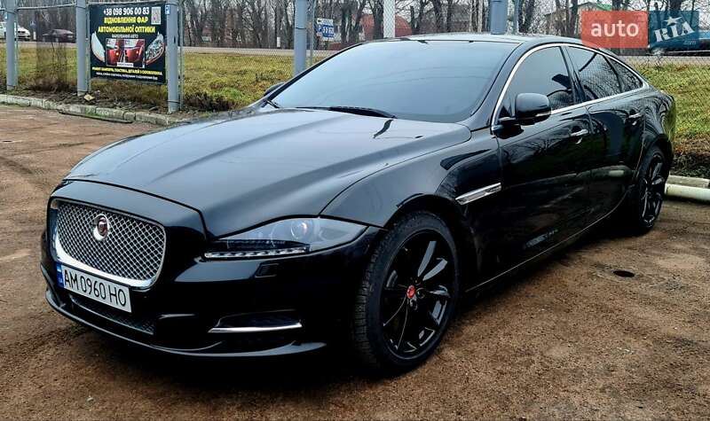 Седан Jaguar XJ 2014 в Житомирі