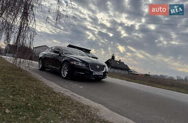 Седан Jaguar XJ 2014 в Борисполі