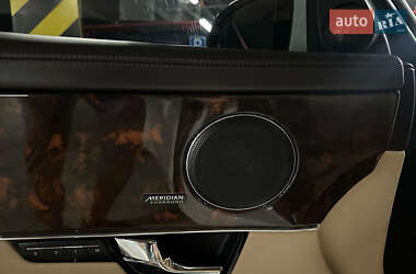 Седан Jaguar XJ 2013 в 