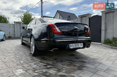 Седан Jaguar XJ 2013 в 