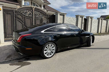 Седан Jaguar XJ 2013 в 