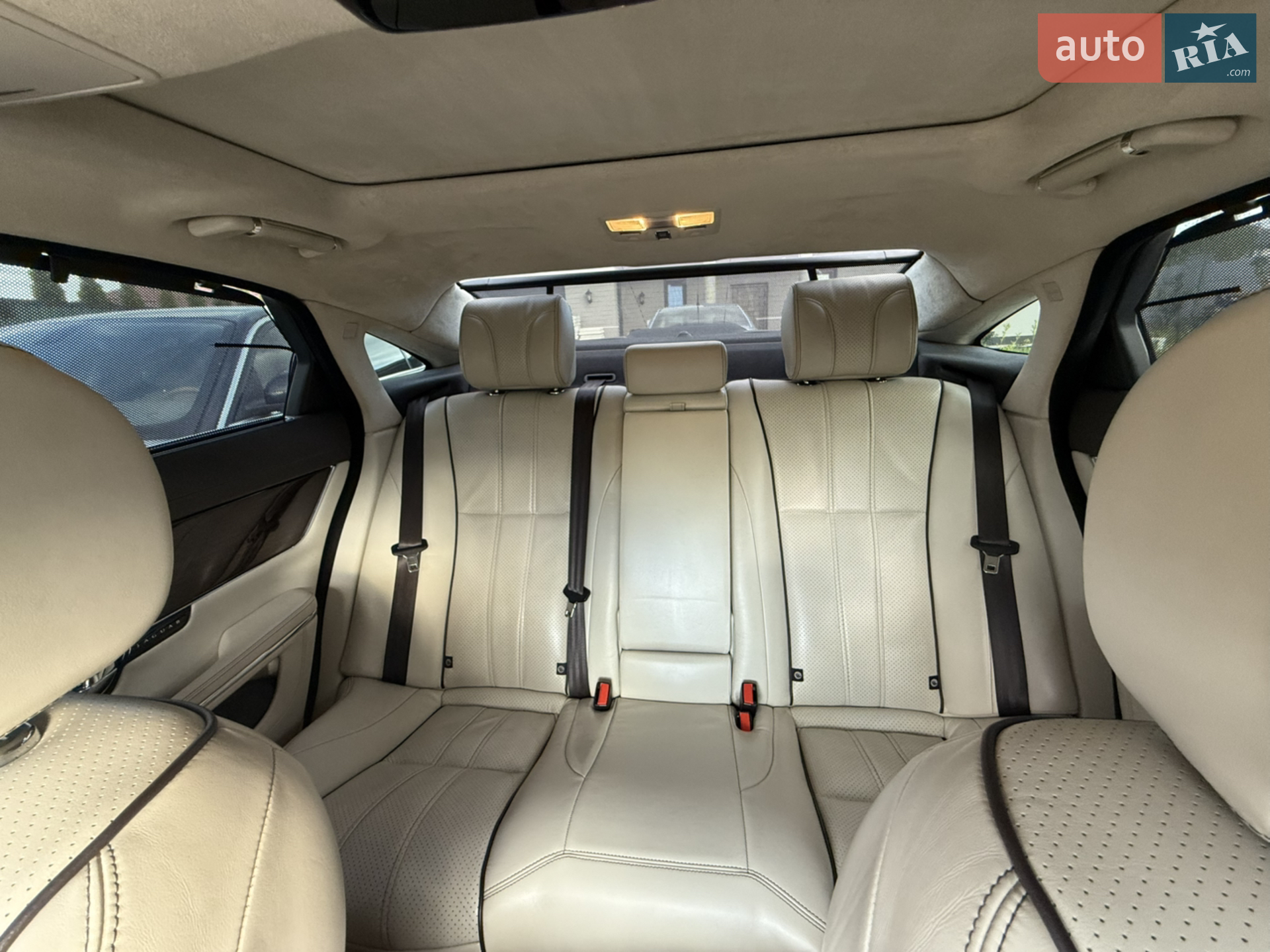 2013 Jaguar XJ - мініатюра 54