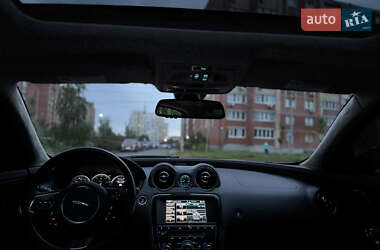 Седан Jaguar XJ 2014 в 