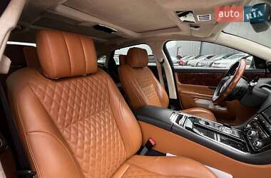 Седан Jaguar XJ 2017 в 