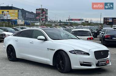 Седан Jaguar XJ 2017 в 