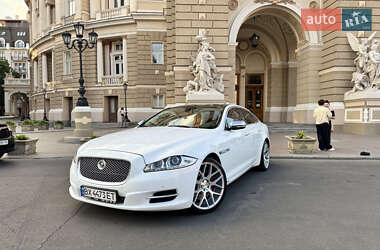 Седан Jaguar XJ 2011 в Одесі