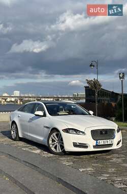 Седан Jaguar XJ 2017 в Києві