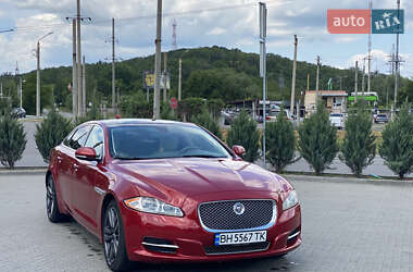 Седан Jaguar XJ 2013 в 