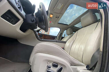 Седан Jaguar XJ 2013 в 