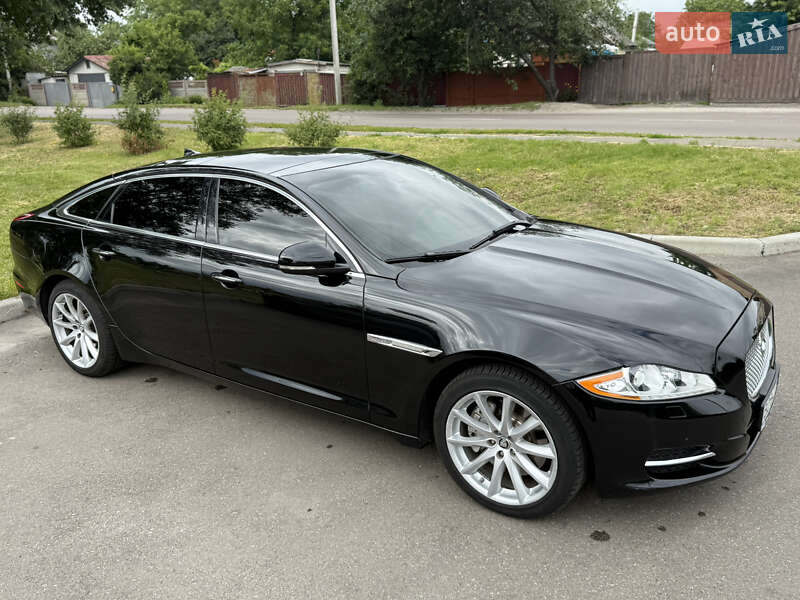 Седан Jaguar XJ 2014 в Борисполе