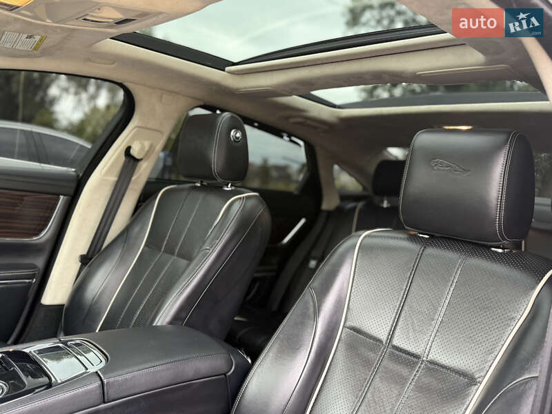 Седан Jaguar XJ 2014 в Борисполе