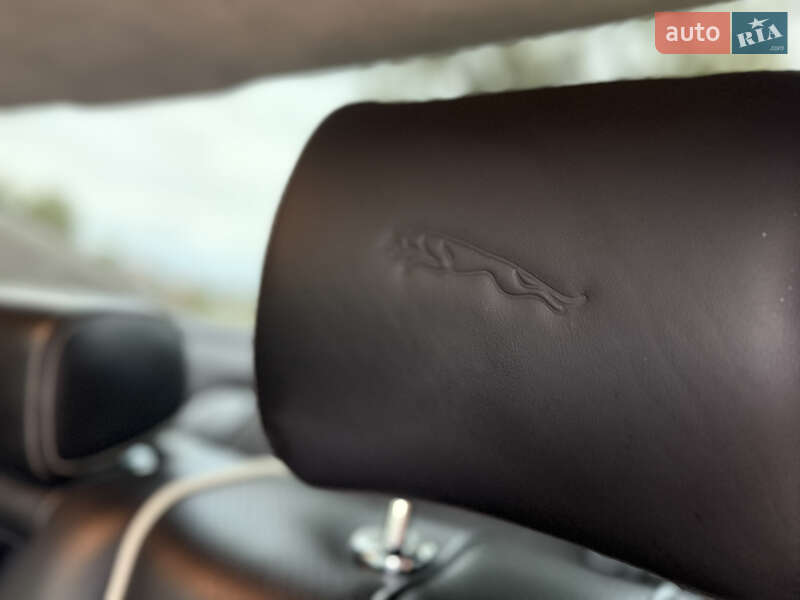 Седан Jaguar XJ 2014 в Борисполе