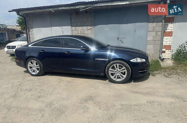 Седан Jaguar XJ 2011 в Виннице