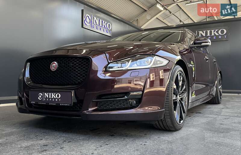 Седан Jaguar XJ 2016 в Киеве