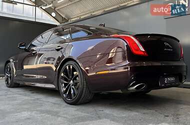 Седан Jaguar XJ 2016 в 