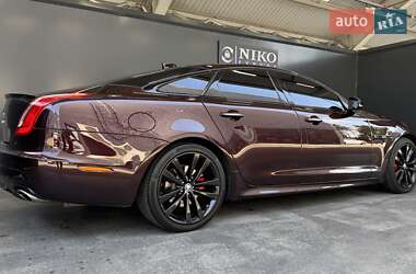 Седан Jaguar XJ 2016 в 