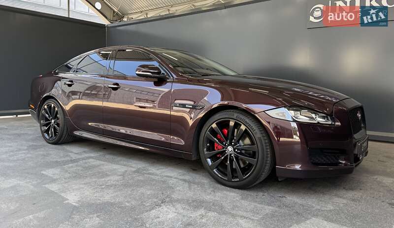 Седан Jaguar XJ 2016 в Киеве