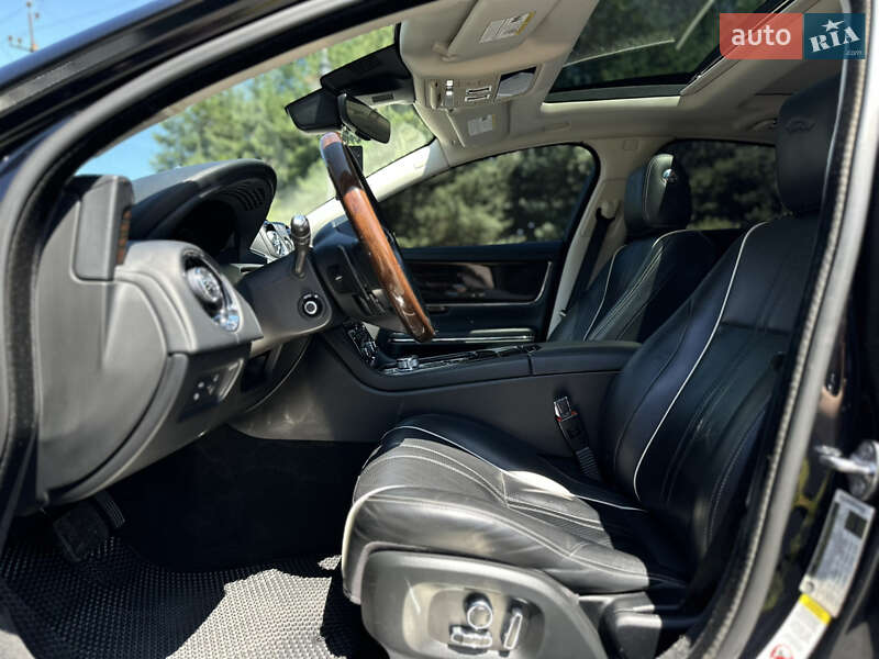 Седан Jaguar XJ 2017 в Івано-Франківську