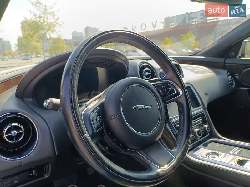 Седан Jaguar XJ 2013 в Киеве фото 8 Седан Jaguar XJ 2013 в Киеве